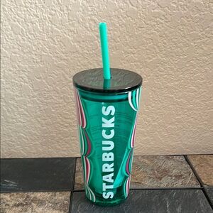 Starbucks Green 18 oz Glass Tumbler with Straw
